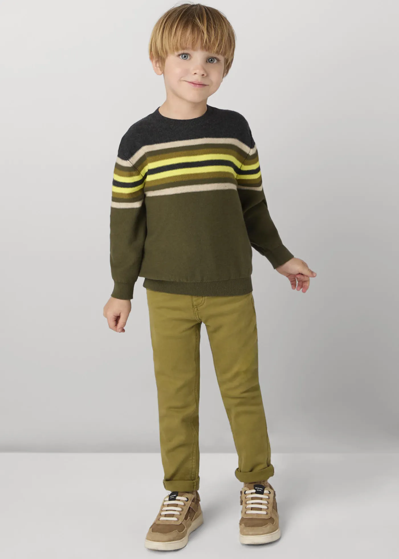 New Pantalón entallado niño Pantalones